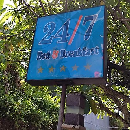 24/7 Bed & Breakfast Jimbaran Exterior foto