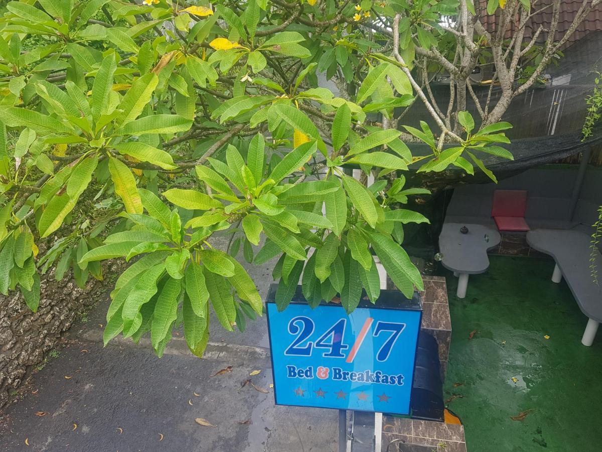 24/7 Bed & Breakfast Jimbaran Exterior foto